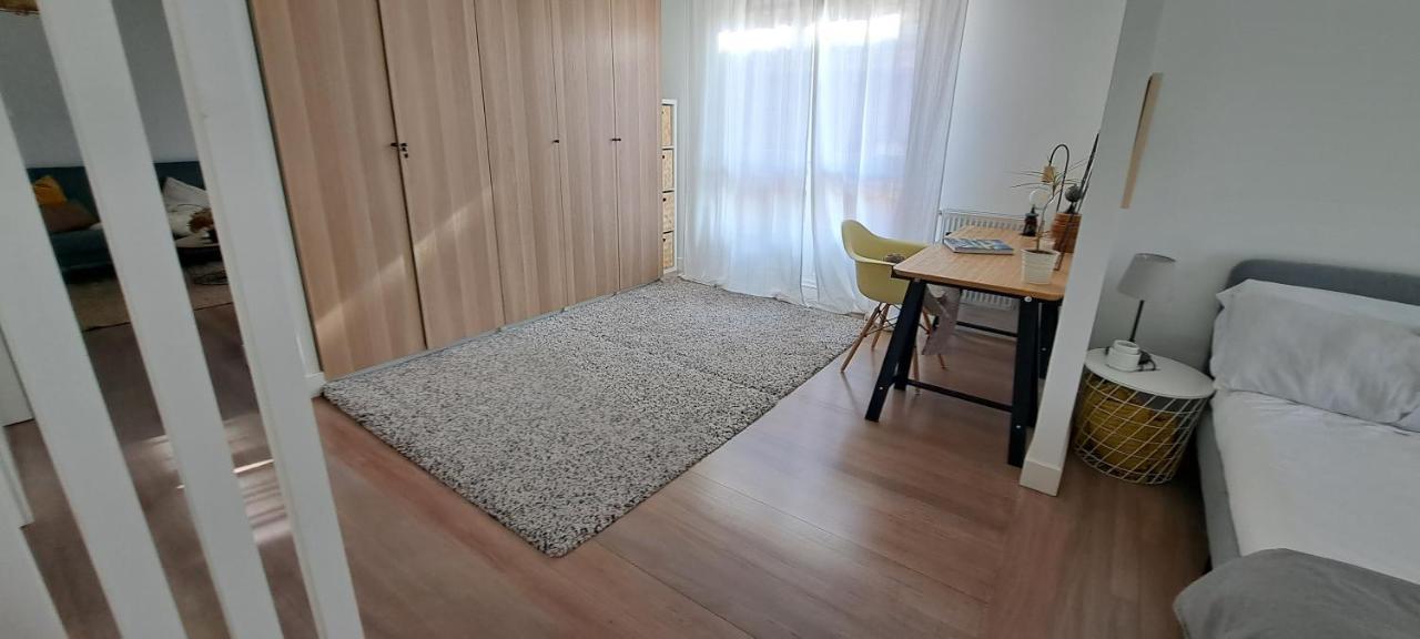 Apartamento Con Suite, Zona De Trabajo Y Yoga Wifi Y Garaje Кастро-Урдиалес Экстерьер фото